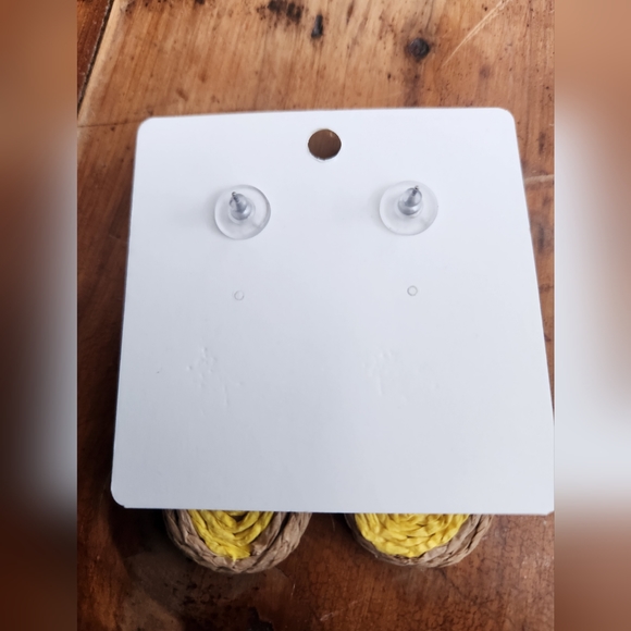 💛 Soft Yellow And Brown Raffia Earrings 💛 - Picture 10 of 12